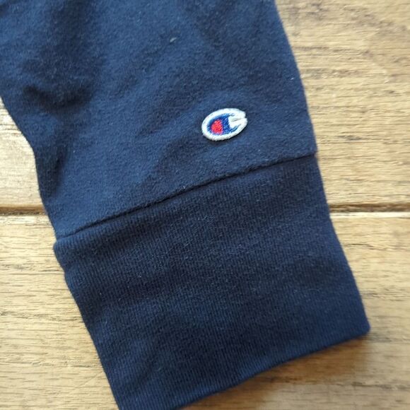 Youth Champion navy blue crew neck sweater with US Navy graphic size large - Picture 2 of 4